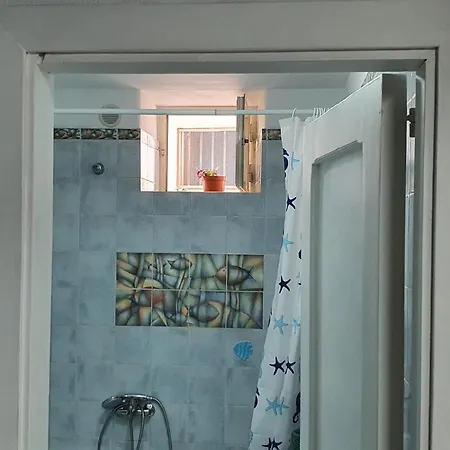 Casa Lo Schiavo ليباري
